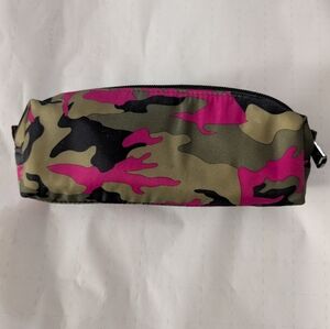 Lug Camo Orchid Pouch EUC